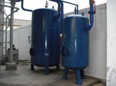 Installed air receiver tanks