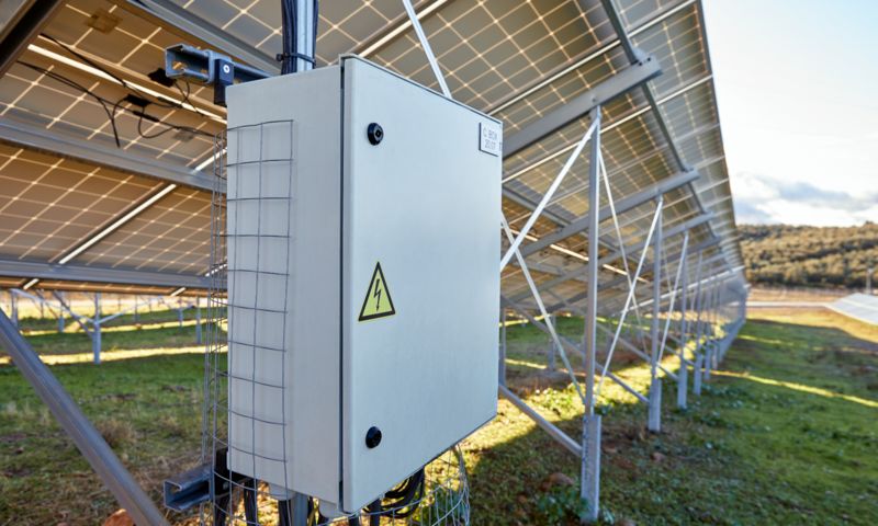 Three phase solar ACDB with SPD and RYB lamp